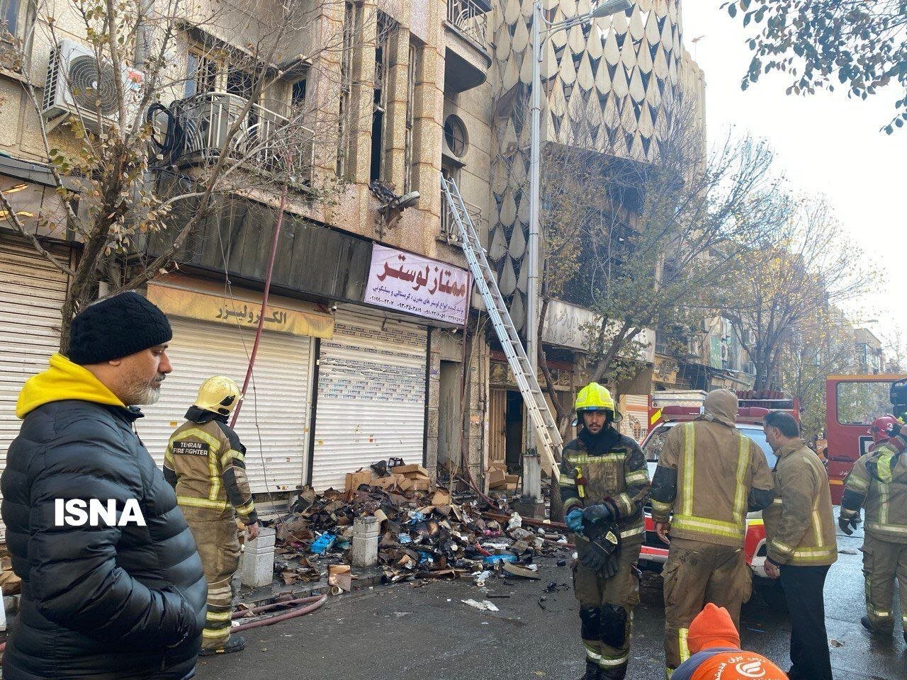 تصاویری از سینمای قدیمی ایران پس از آتش‌سوزی در لاله‌زار