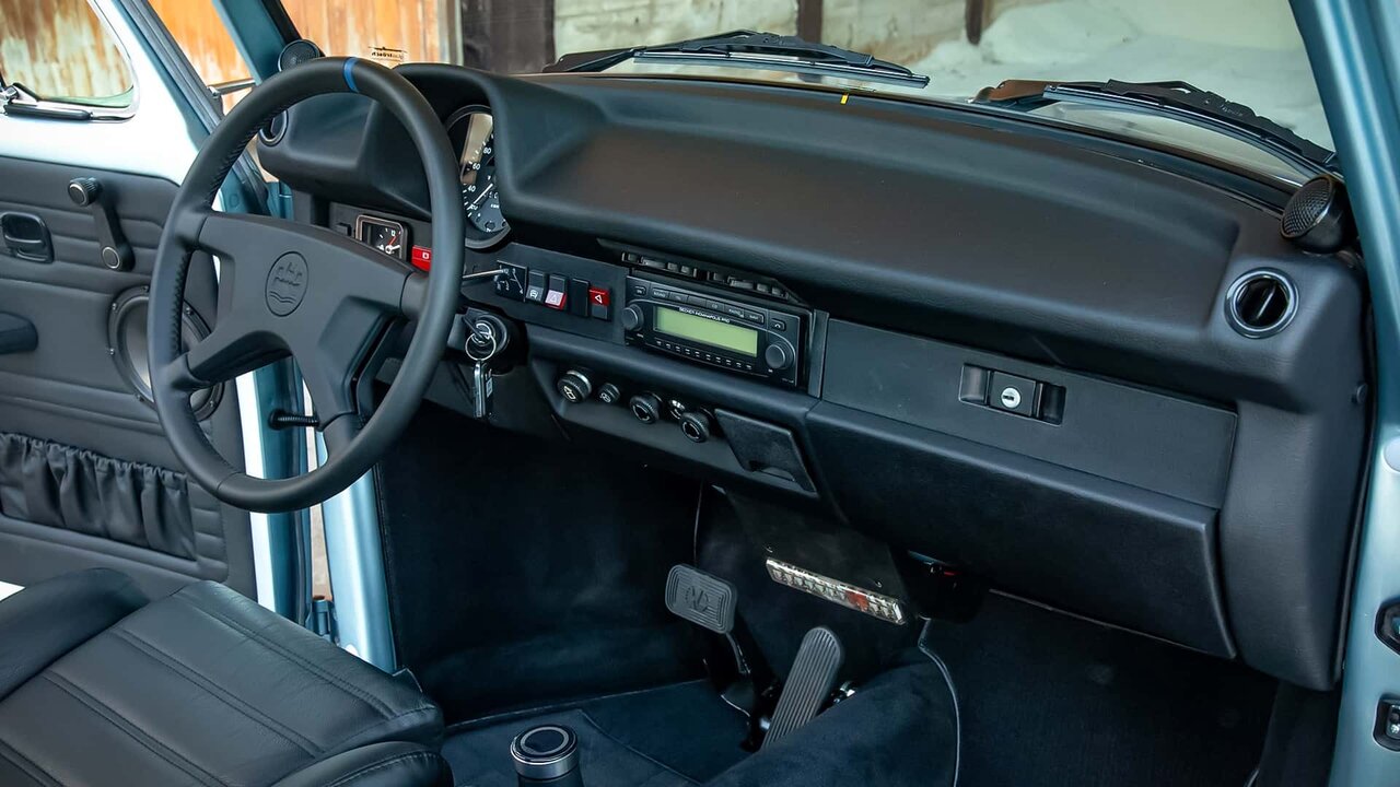 فولکس قورباغه‌ای با موتور تسلا / ترکیب نوستالژی با شوک الکتریکی