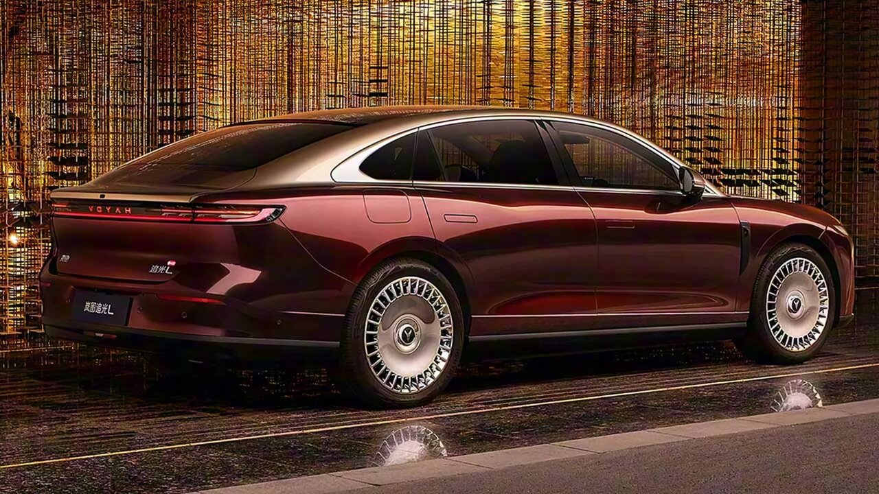 معرفی رقیب چینی مرسدس S کلاس با قیمت بسیار پایین!