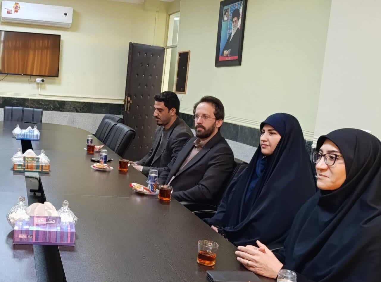 همکاری راهبردی نهادهای فرهنگی لرستان در مسیر ترویج کتاب‌خوانی