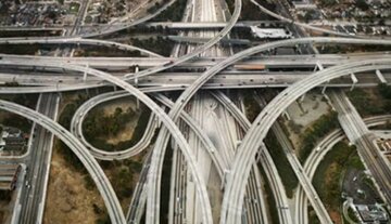 توسعه چین برای نبرد نهایی با آمریکا؟/ تفوق مهندسان در چین و حقوقدانان در آمریکا، سرنوشت جهان را رقم می‌زند؟ / عقیم سازی ۱۶ میلیون زن در چین