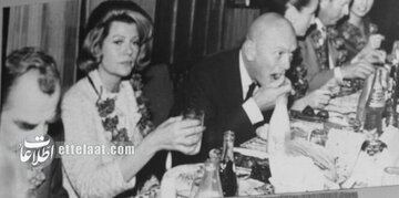 بازیگر مشهور هالیوود در تهران چلوکباب خورد و از اصفهان گز سوغاتی برد! +عکس‌