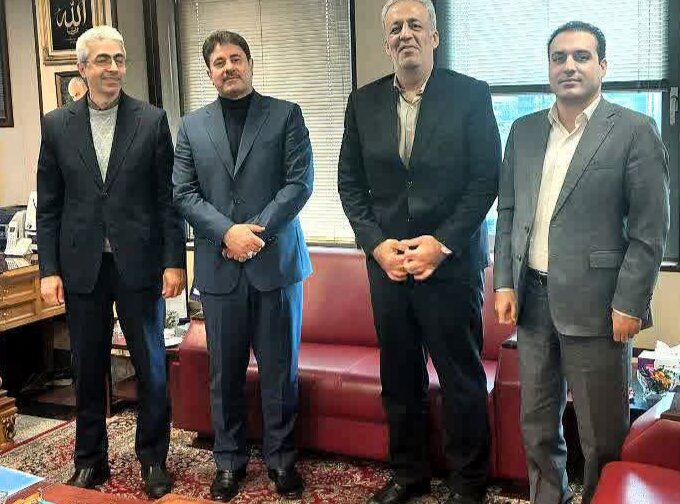 تأمین مالی طرحهای بزرگ لرستان / لاستیکسازی خرمآباد و گاوداری دورود در آستانه اجرا