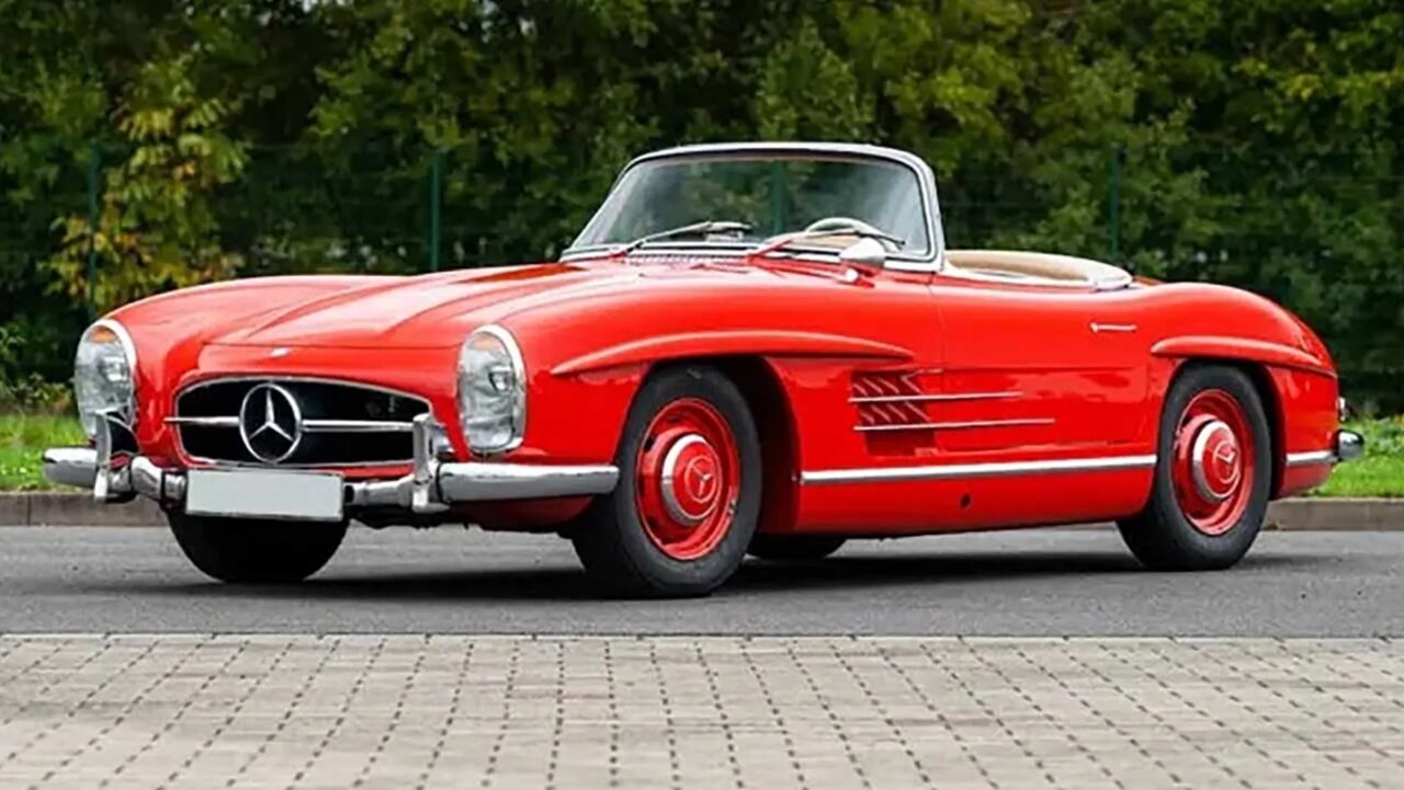 گنجینه ۴٫۵ میلیون دلاری / حراج شش مرسدس بنز افسانه‌ای