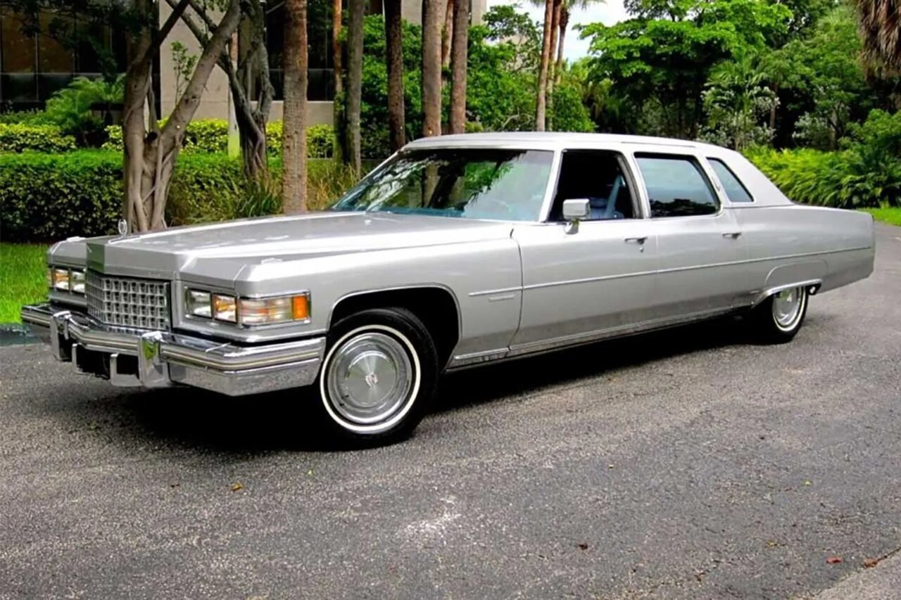 کشتی آمریکایی / کشیده‌ترین سدان جهان با ۶٫۵ متر طول!