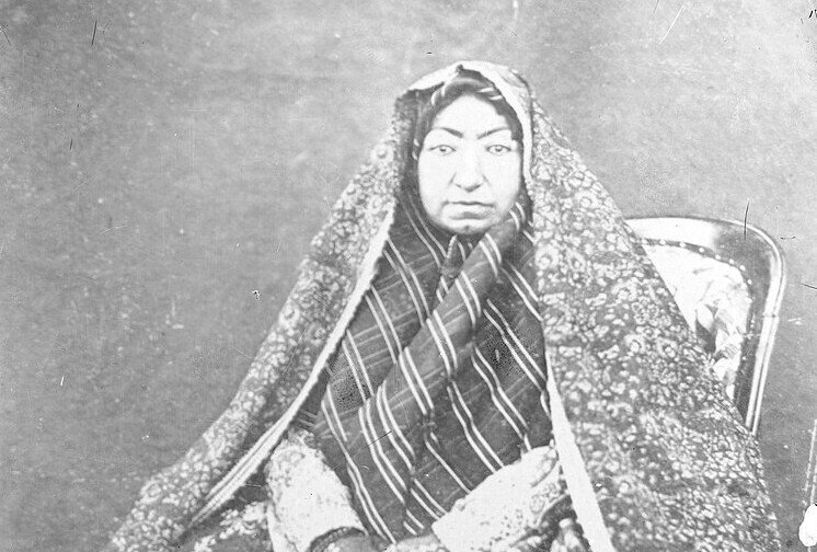 خاطرات ناصرالدینشاه: والده شاه آمد؛ هزار پیرزن مندرس کهنه عقب سرش