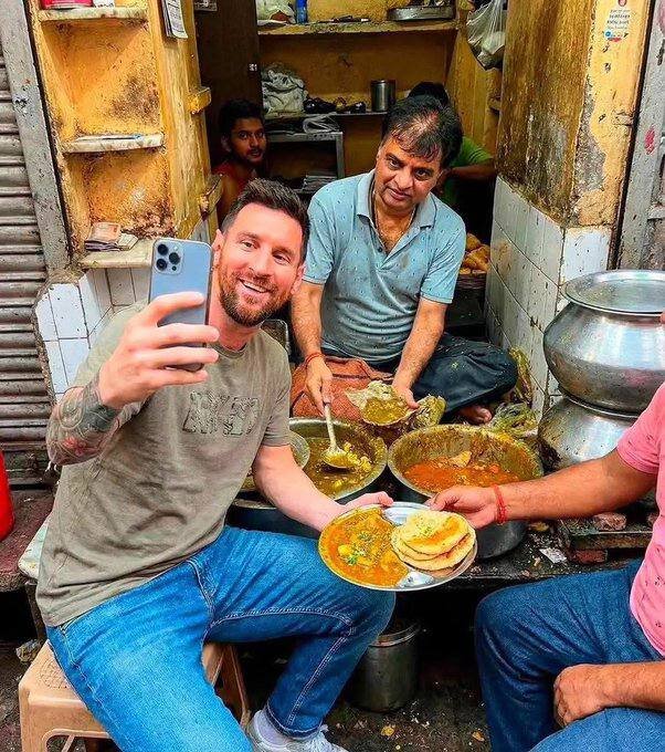 عکس | لیونل مسی در کثیفترین رستوران هند!
