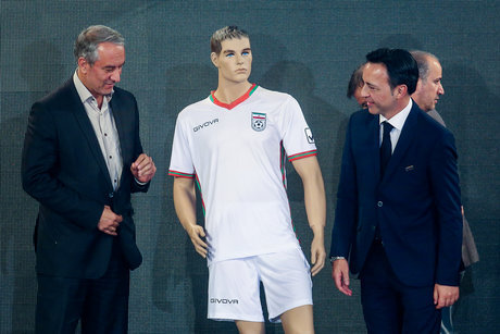 تمام جنجالهای جواد خیابانی در تلویزیون؛ میخواهم دیده شوم، به هر قیمتی!