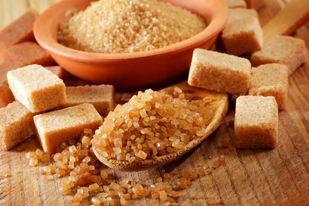 دیابتیها شکر قهوهای بخورند؟/ نبات چطور؟/ قند بهتر است یا شکر؟