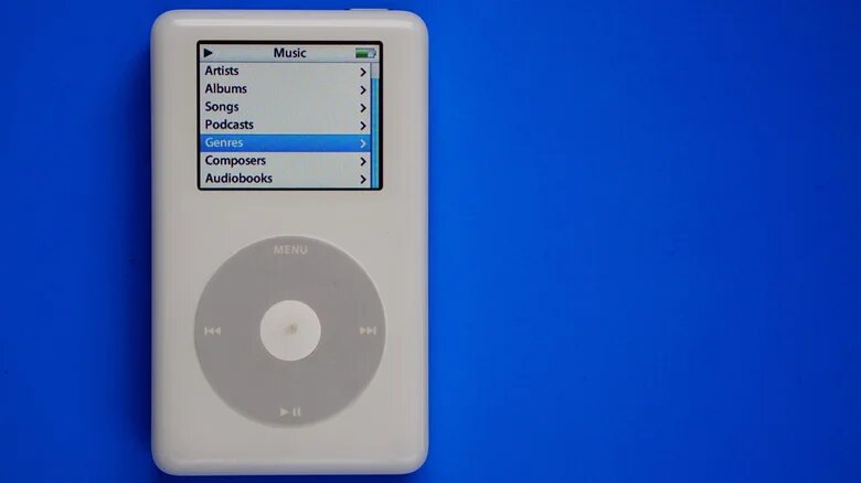 گنج پنهان در انباری خانه/ ۸ محصول قدیمی که شما را میلیاردر میکنند!