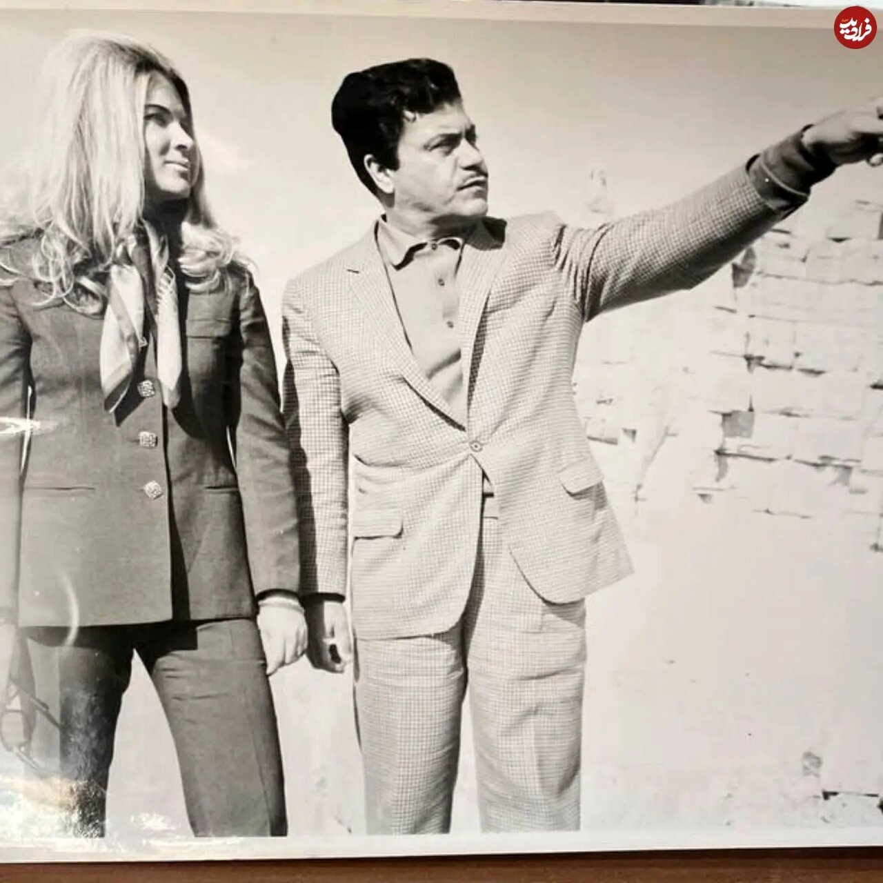 عکس/ «نصرت الله وحدت» در ۴۴ سالگی در کنار «اینگرید اسپای»؛ سال ۴۸