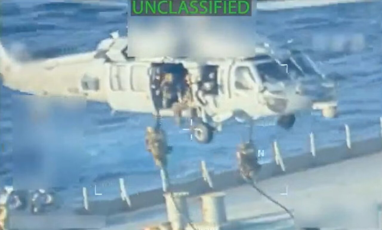 تصمیم ترامپ امواج آب‌های کارائیب را به کدام سو می‌برد؟ / نفت، بار دیگر خون به پا می‌کند؟