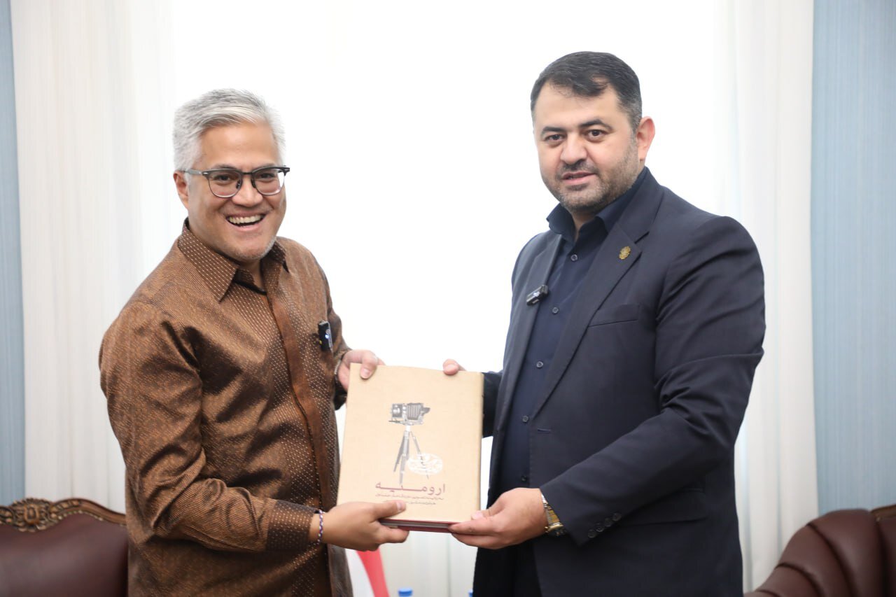 سفیر اندونزی با شهردار ارومیه دیدار کرد / احتمال خواهرخواندگی با شهری در این کشور