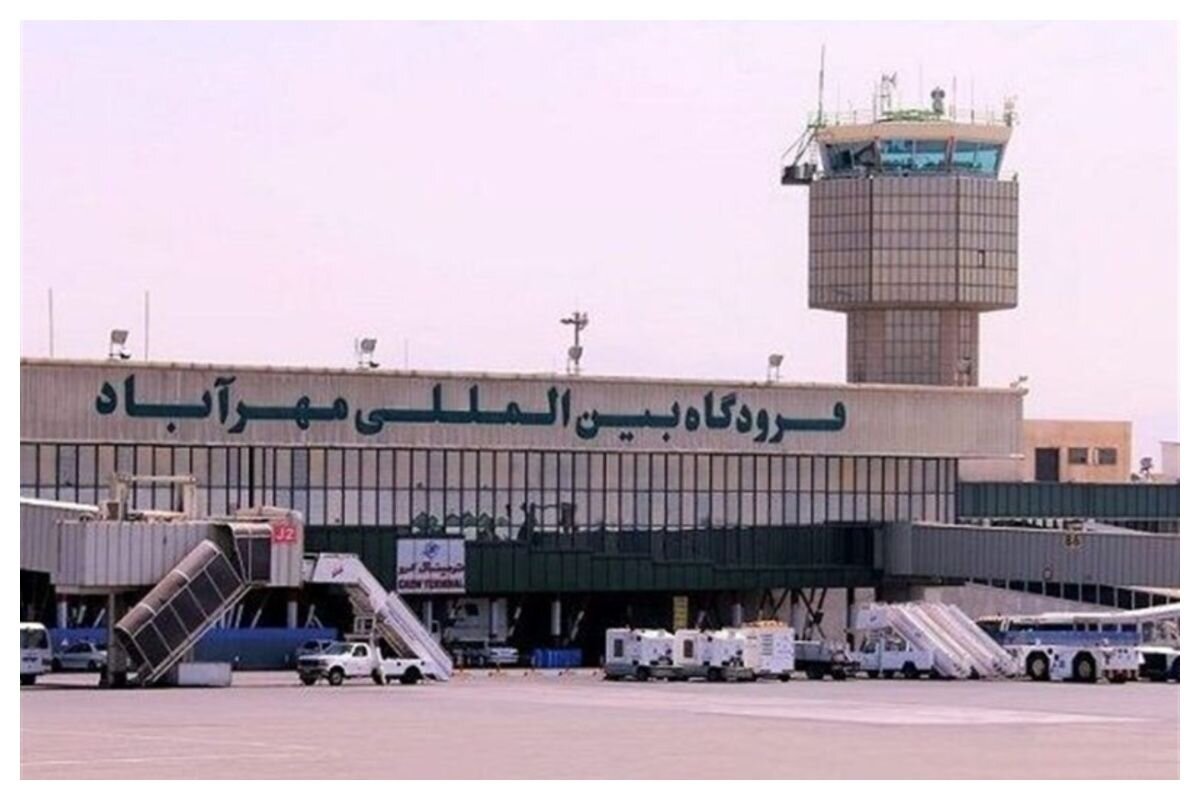 نصب تندیس والرین در ورودی فرودگاه مهرآباد/ عکس