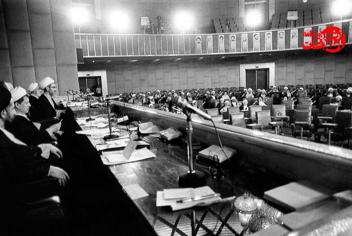 چهل سال پیش، شیوه معرفی جانشین رهبری چگونه شکل گرفت؟ + عکس و اطلاعات تکمیلی