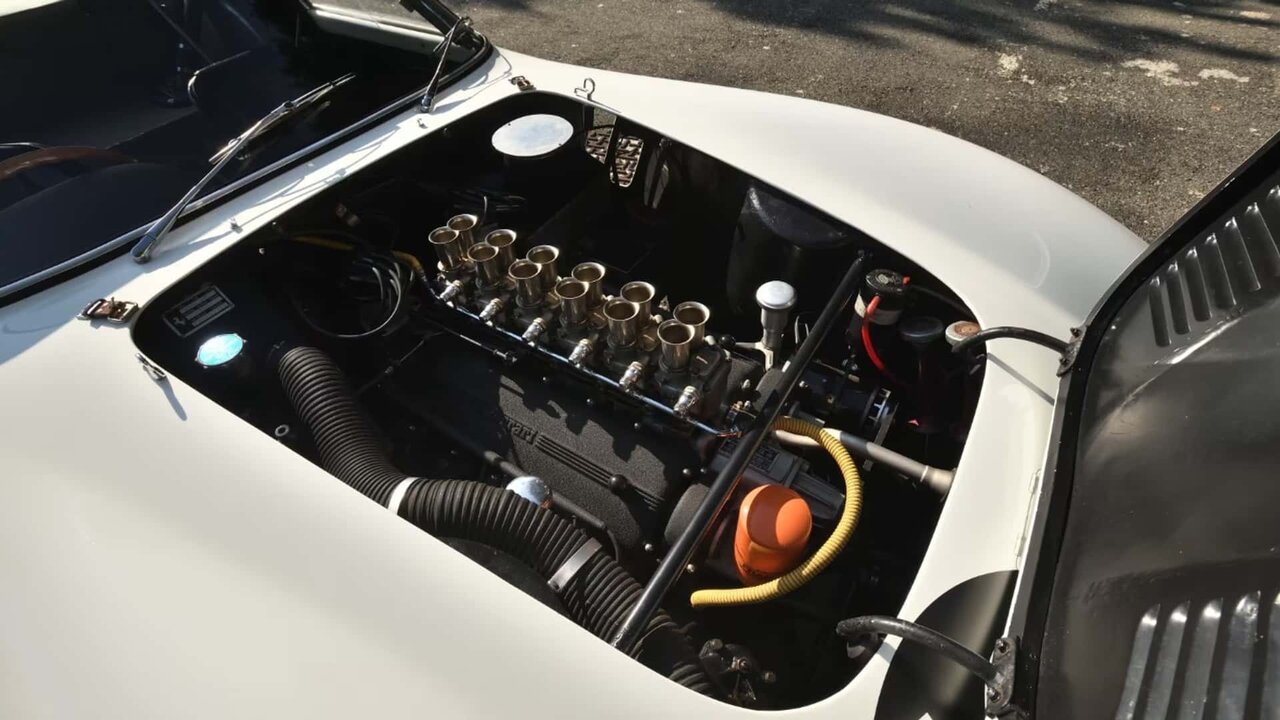 سفیدپوش ۱۰ هزار میلیارد تومانی فروخته می‌شود