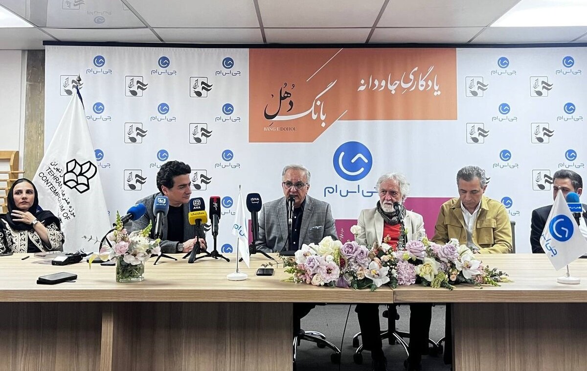 دو آلبومی که محمدرضا شجریان اجازه اجرای آن‌ها را در قالب کنسرت در ایران پیدا نکرد
                همایون شجریان: عصبانیت مردم برایم قابل درک است/ به هزار زبان گفته‌ام بخشی از مردمم ولی گویی باز در آن شک‌وشبهه است