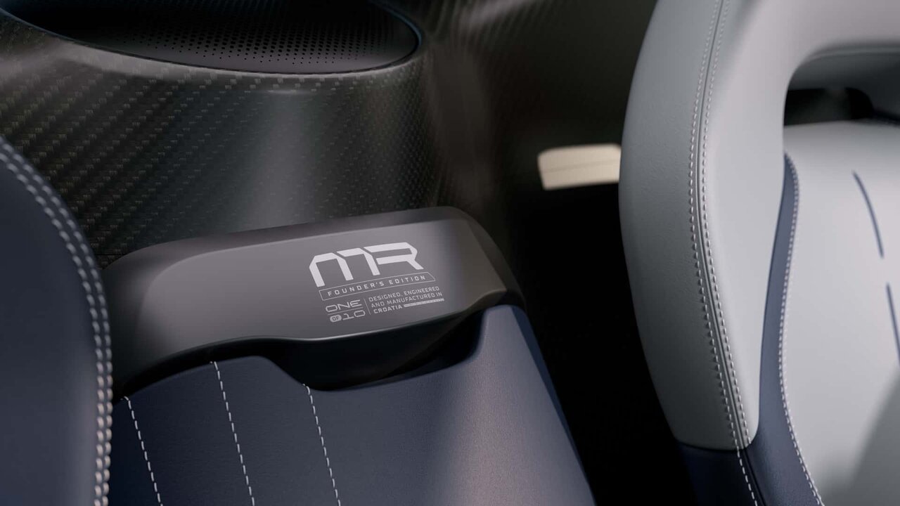 در تمام دنیا، فقط ۱۰ نفر مالک این خودرو می‌شوند