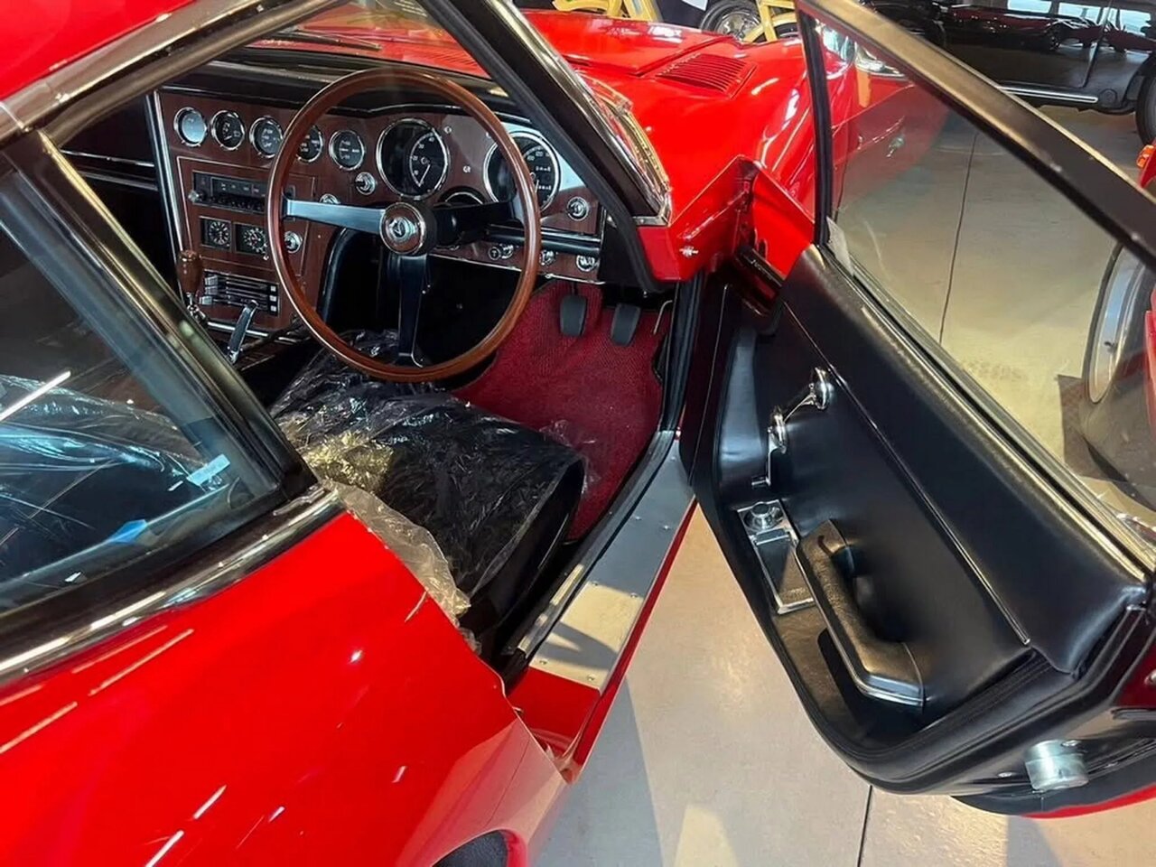 گران‌ترین «تویوتا» در فیسبوک آگهی شد!