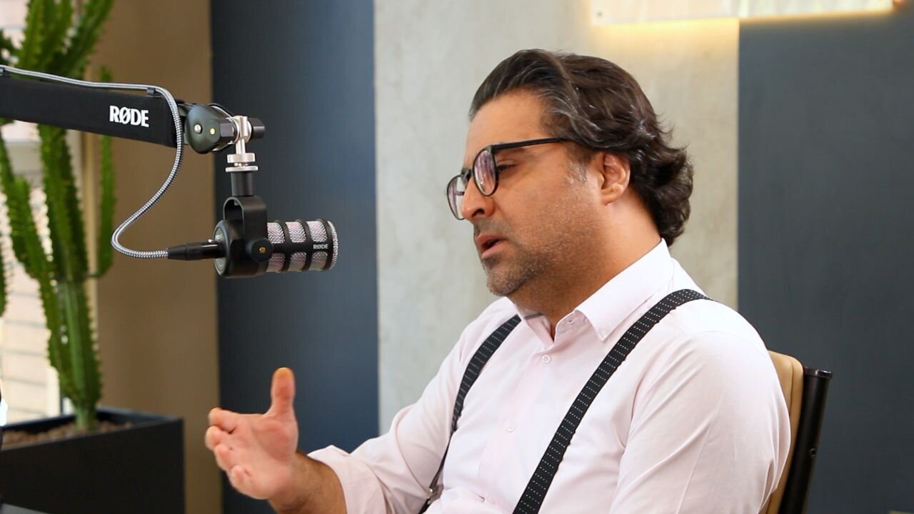 خواجویی: مواضع برخی مقامهای ایرانی حزبالله را تضعیف میکند/ باید منتظر فازهای بعدی تقابل با ایران باشیم/ حزب رجی ایران را نیروی اشغالگر معرفی میکند