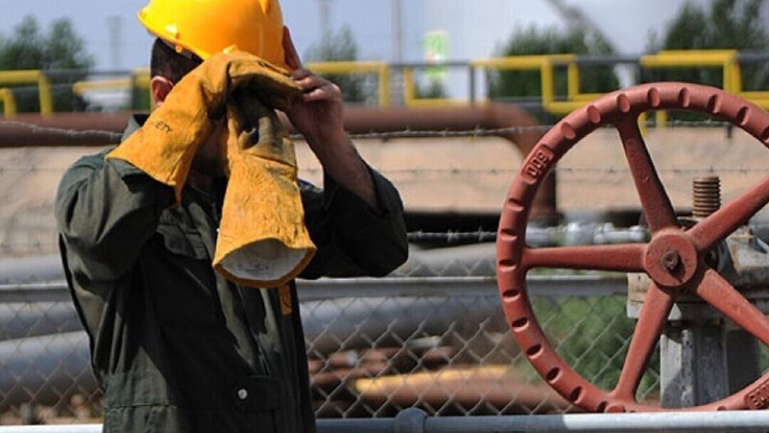 رقم مربوط به خط فقر به شکل قابل توجهی افزایش یافته است. بر اساس آمار جدید، این خط به سه برابر میانگین حقوق و دستمزد افراد جامعه رسیده است. رقم مربوط به خط فقر به شکل قابل توجهی افزایش یافته است. بر اساس آمار جدید، این خط به سه برابر میانگین حقوق و دستمزد افراد جامعه رسیده است.