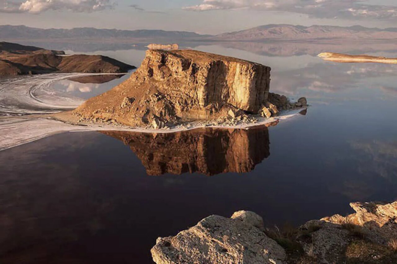 مسیر این رودخانه عظیم به دریاچه ارومیه گشوده شد. مسیر این رودخانه عظیم به دریاچه ارومیه گشوده شد.