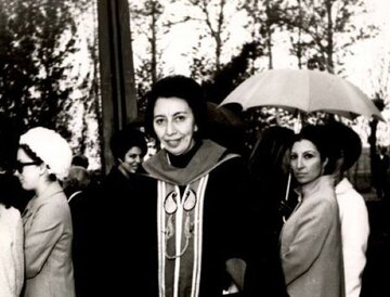 گفت‌وگو با نخستین زن فارغ‌التحصیل جراحی در ایران/ حال فاتحی را داشتم که کاری غیرممکن انجام داده