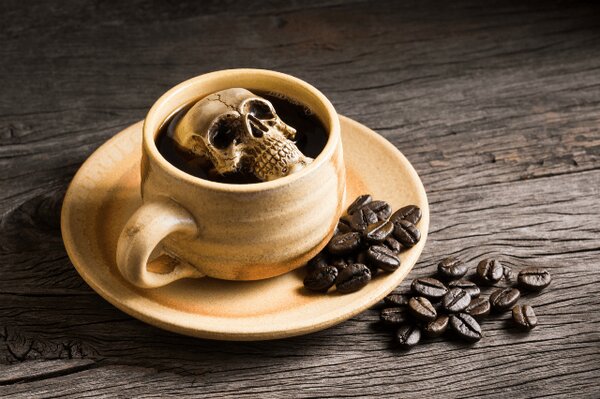 خبر بد برای علاقه‌مندان به قهوه/ زنان بیشتر احتیاط کنند