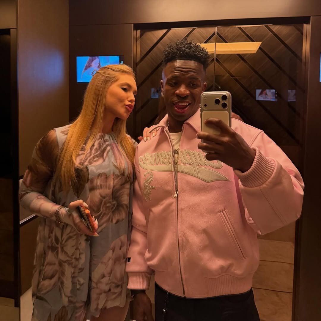 عکس | فرار وینیسیوس و نامزدش از مادرید؛ استراحت ستاره برزیلی در دبی