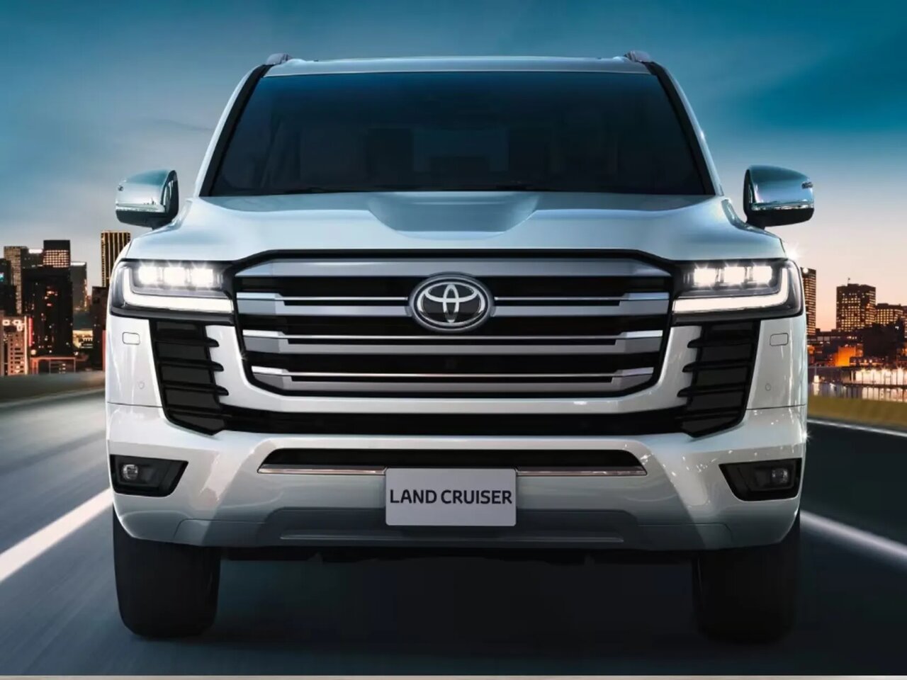مقایسه تویوتا لندکروزر ۲۰۲۵ با شاسیبلند چینی ایران خودرو