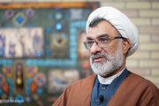خسرو پناه: ما بمب اتم نمی سازیم چون رهبر شهید ما آن را حرام اعلام کرده است/تصمیمات آبکی یک عده ای که ممکن است حتی تصمیم سازان را گرفتار کند