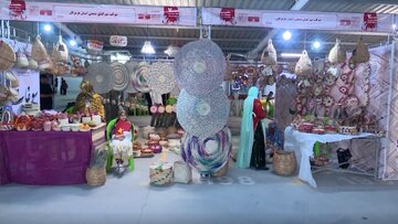 گشایش هفتمین نمایشگاه سراسری صنایع دستی در بندرعباس