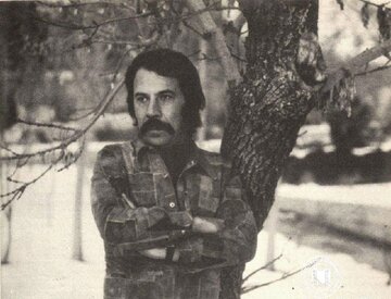 عکس/ داود رشیدی در حال شوخی کردن با مسعود بهنود؛ سال ۵۰