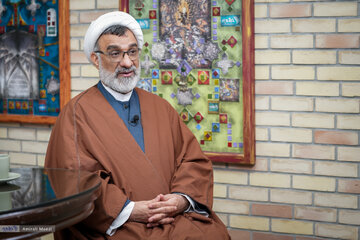 دبیر شورایعالی انقلاب فرهنگی: درصد بالایی از خانم‌های کشف حجاب کننده، گفته اند این سبک را می‌پسندیم/ منشا بخشی از اتفاقات ۱۴۰۱ تصمیمات نادرست بود