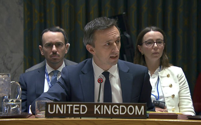 جدالی بیدستاورد؛ اولین نشست پس از انقضای ۲۲۳۱ به حملات لفظی میان ایران و آمریکا و روسیه و فرانسه گذشت / شب گذشته در شورای امنیت چه خبر بود؟