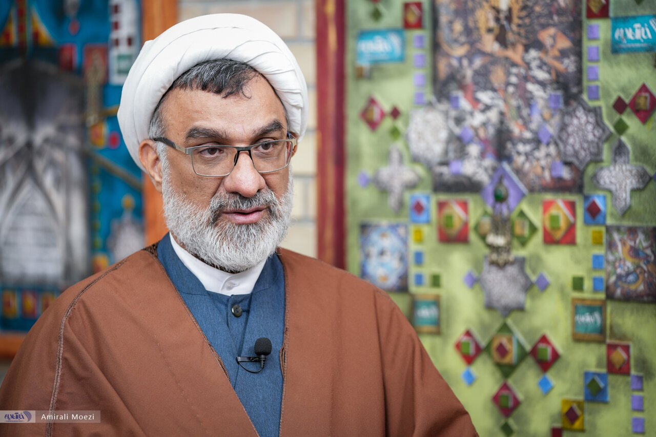 دبیر شورایعالی انقلاب فرهنگی: درصد بالایی از خانمهای کشف حجاب کننده، گفته اند این سبک را میپسندیم/ منشا بخشی از اتفاقات ۱۴۰۱ تصمیمات نادرست بود