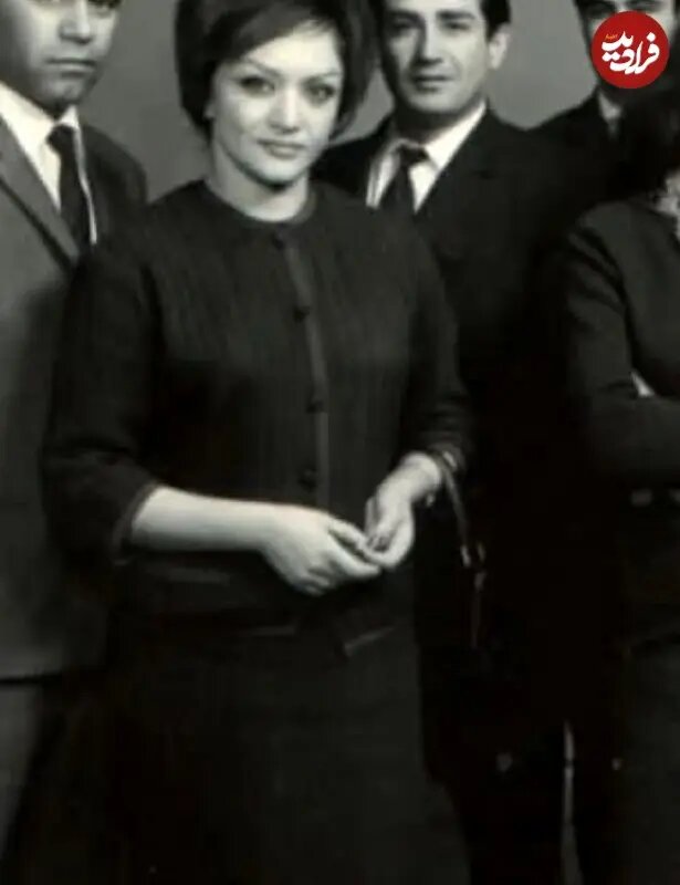 عکس/ شهلا ریاحی در ۳۶ سالگی در پشت‌صحنه یک تئاتر؛ سال ۴۱