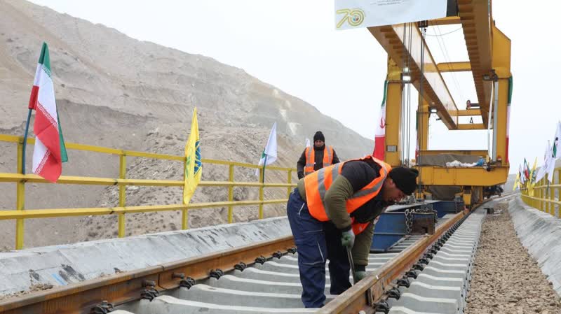 وزیر راه: راه آهن اردبیل تا پایان سال افتتاح می شود