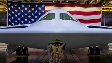 چوب حراج آمریکا به بمب‌افکن B-۲۱