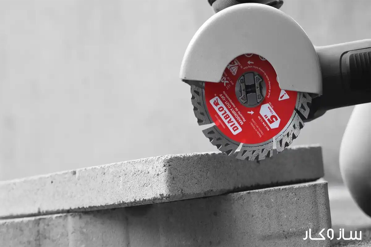 تیغ اره حرفه ای از سازوکار: انتخابی مطمئن برای نجاران و صنعتگران