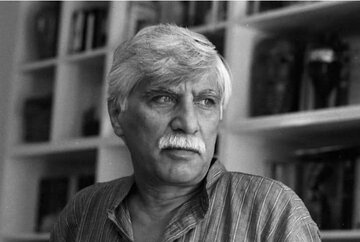 هجرت بیضایی، سوگ اندیشه ی مستقل و منتقد