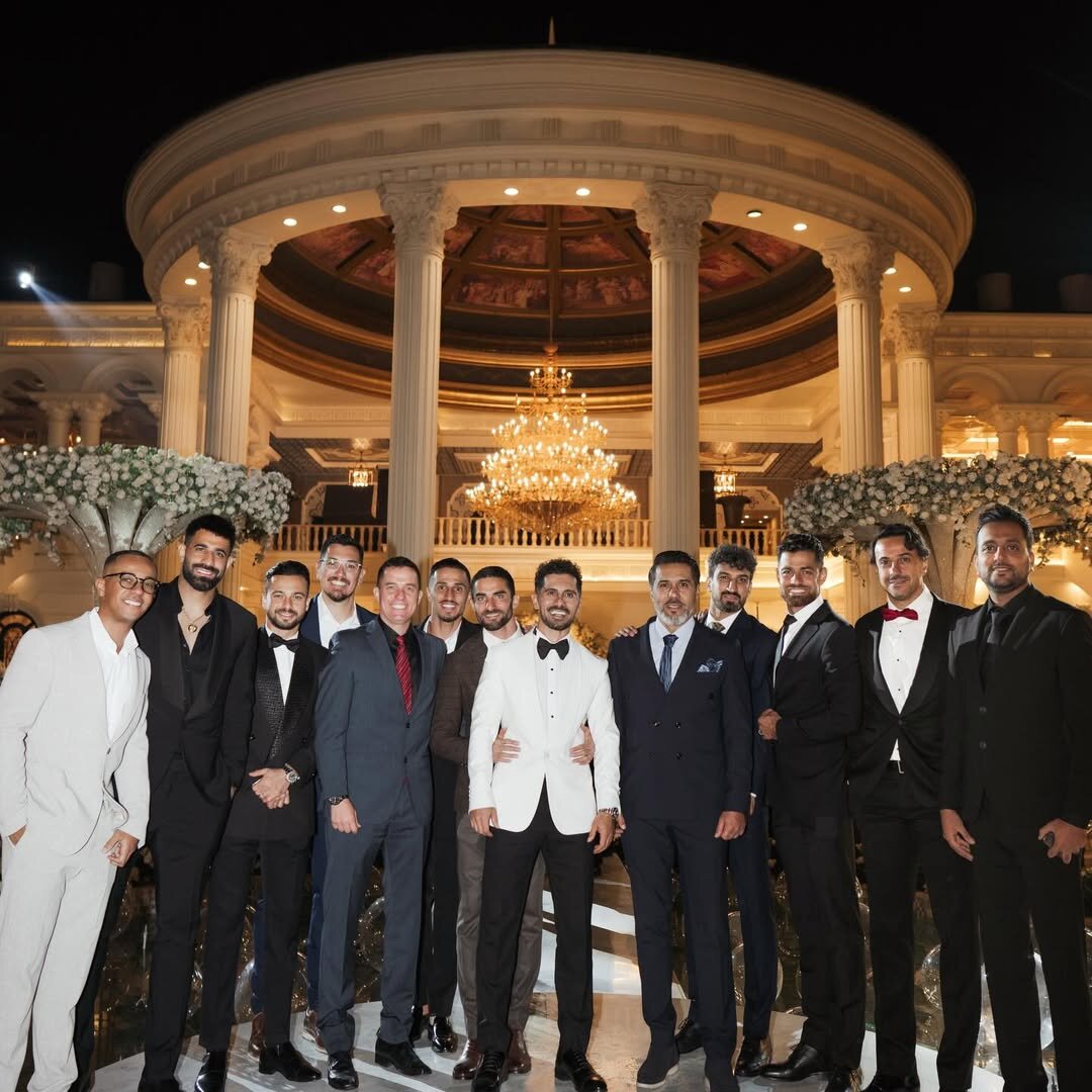 عکس | ستارههای پرسپولیس در عروسی امید عالیشاه