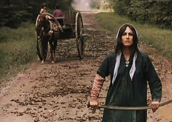 بهرام بیضایی: هنگام ساخت «مرگ یزدگرد» تمام مدت تهدید میشدم/ آوینی علیه من مقاله نوشت/ زن در سینمای ایران وجود نداشت