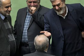 تصاویر دیدنی از جلسه امروز مجلس با حضور پزشکیان/ قالیباف باز هم استقبال رئیس جمهور نرفت! + عکس