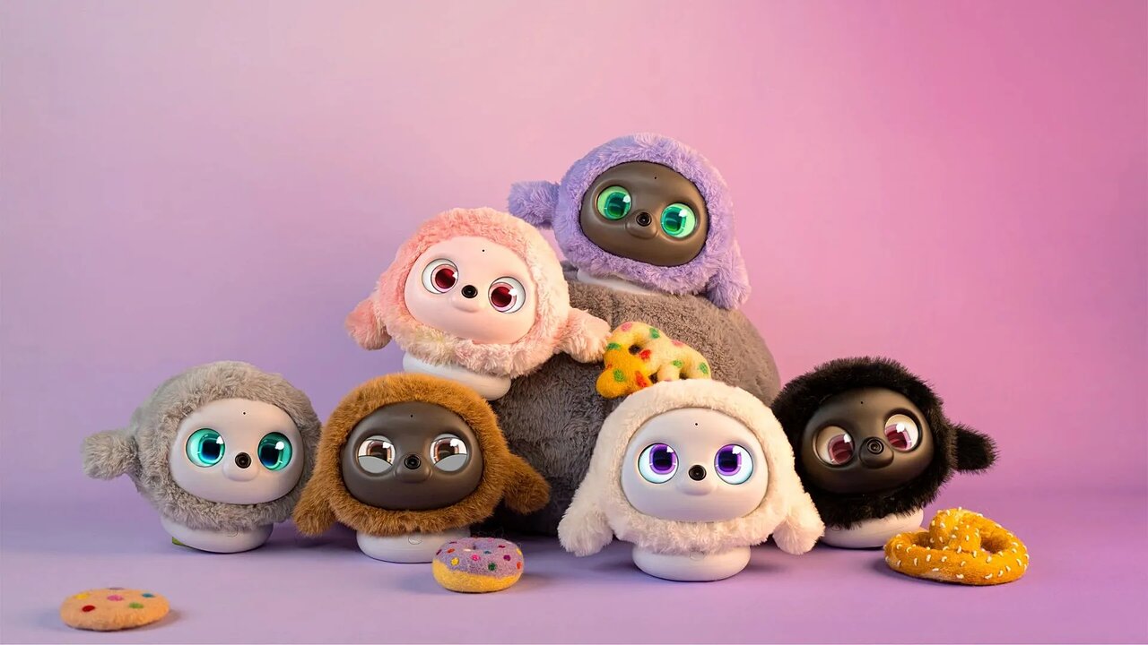 از ربات پشمالوی خجالتی تا  قاب گوشی که مثل پوست انسان آفتاب‌سوخته می‌شود/ عجیب‌ترین فناوری‌های سال ۲۰۲۵