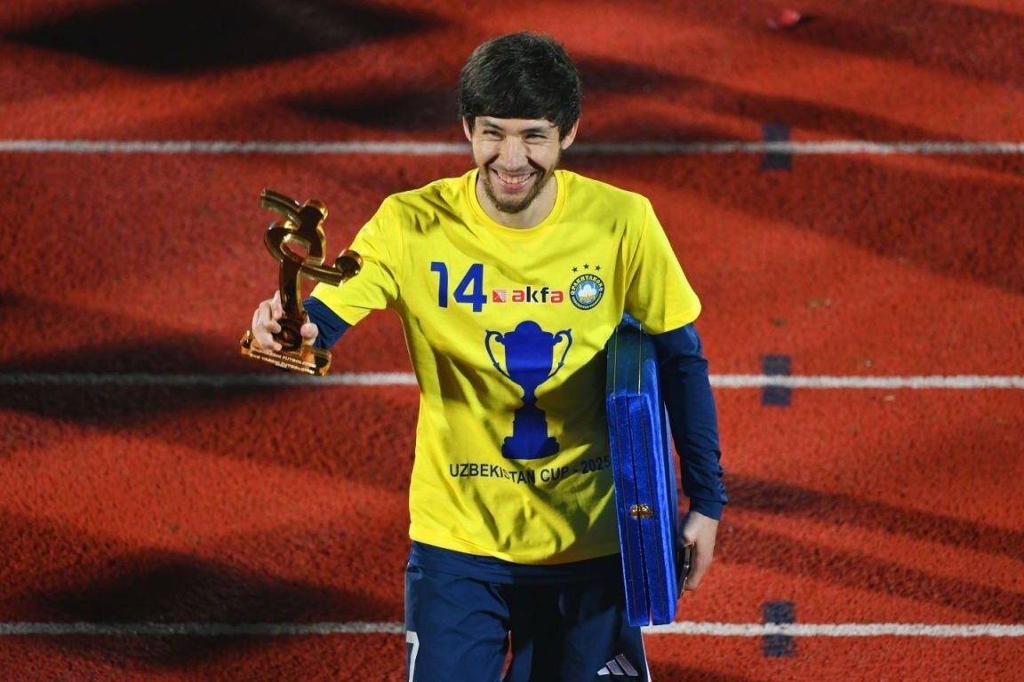 اضافه شدن یک بازیکن به لیست مازاد اوسمار؛ مثلث ازبکها در پرسپولیس تشکیل میشود