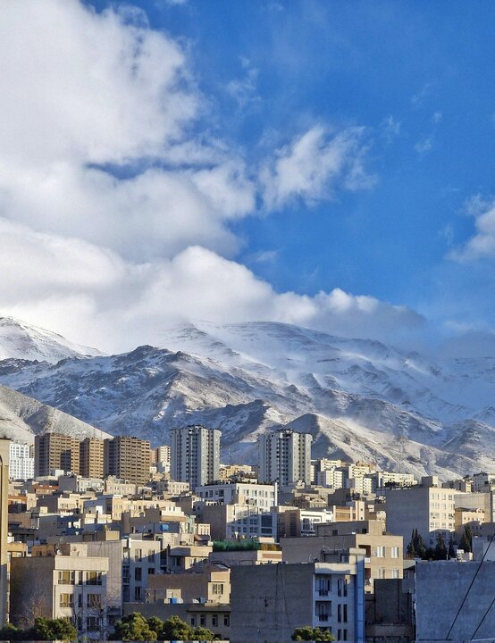 تهران تمیز و کوههای برف گرفته، همین الان