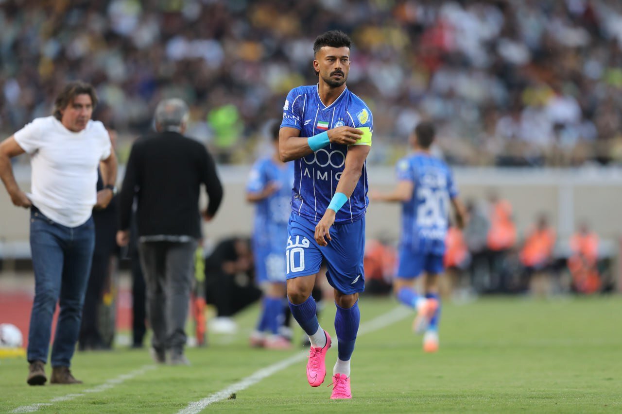 استقلال با این شرایط بعید است قهرمان شود؛ پدرم راست میگفت، از فوتبال حرفهای فقط شماره لباسها خارجی شده است!