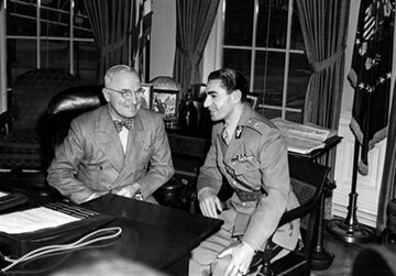 «کمپین الاغ» کمونیست‌ها علیه توسعه در ایران