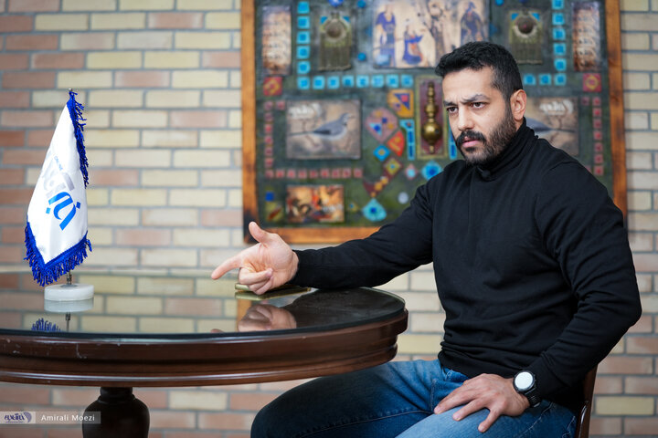 ببینید| تعجب خارجی‌ها از قدرت ورزشکار ایرانی/ این حرکت را به نام پوریا ثبت کنید